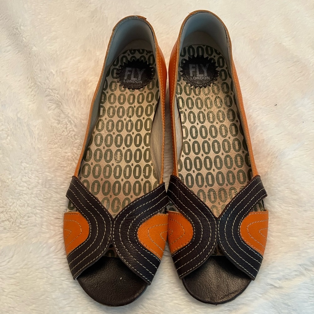 Fly London Women's Orange and Black Flats